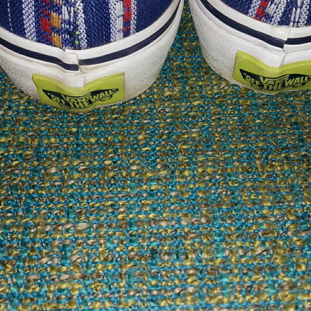 Vans - Picture 3 of 5